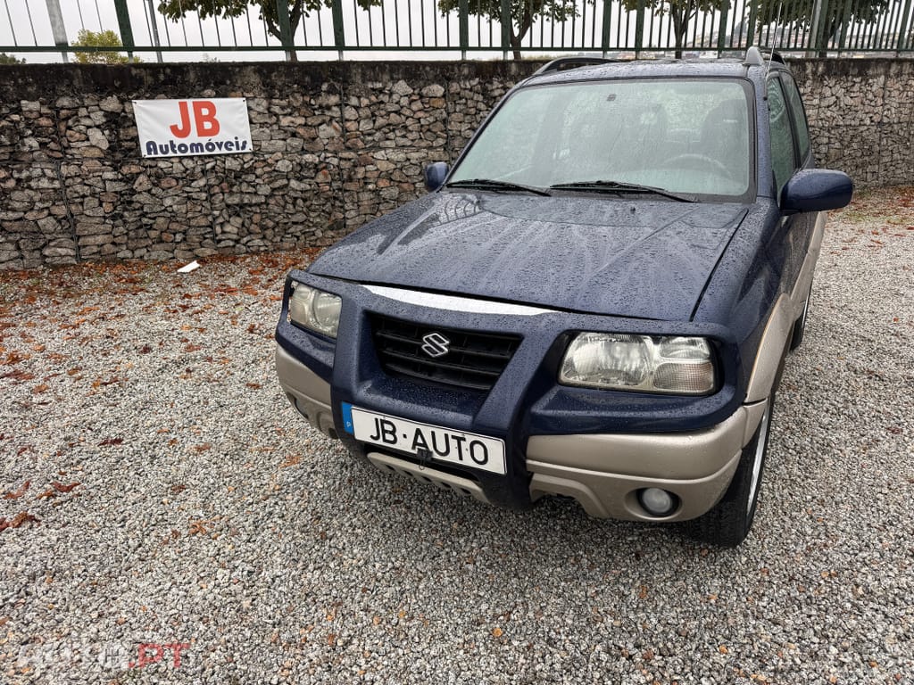 Suzuki Grand Vitara MT 1.6 Prestige