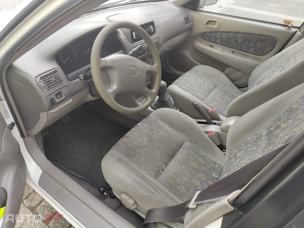 Toyota Corolla Liftback 1.3 Terra AC