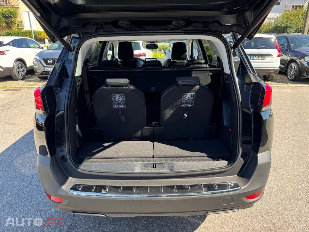 Peugeot 5008 1.5 BlueHDi Allure