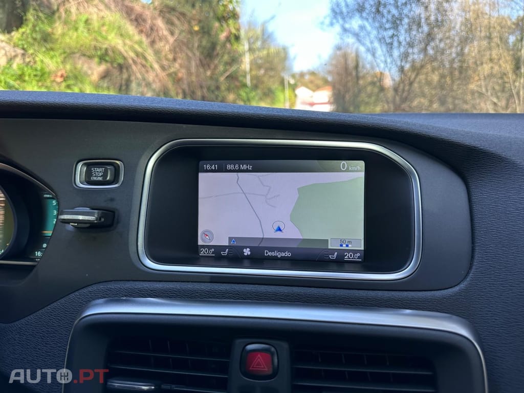 Volvo V40 1.6 D2 R-Design