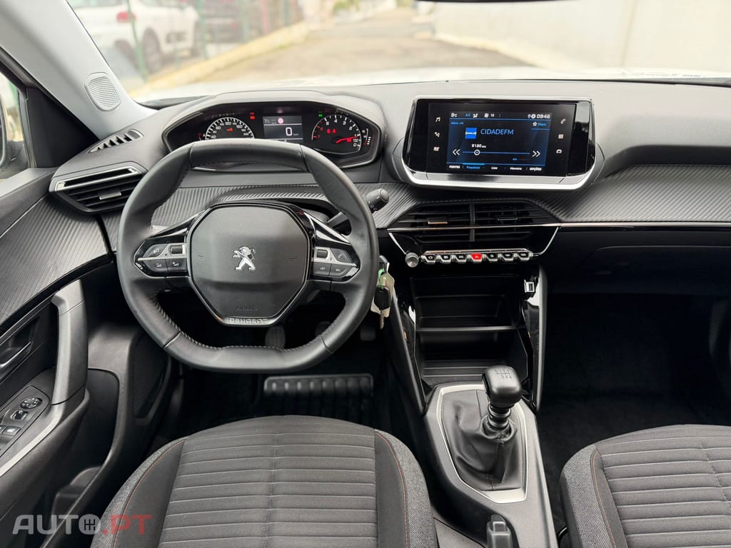 Peugeot 2008 1.2 PureTech Active Pack