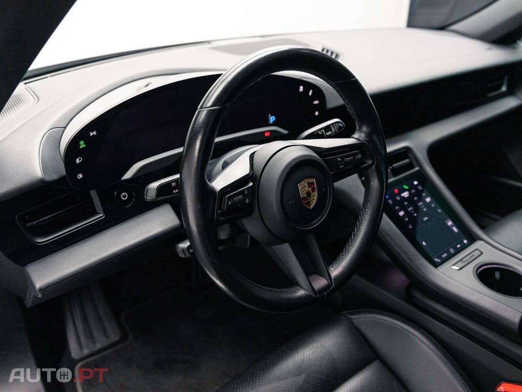 Porsche Taycan 4S bateria Performance Plus