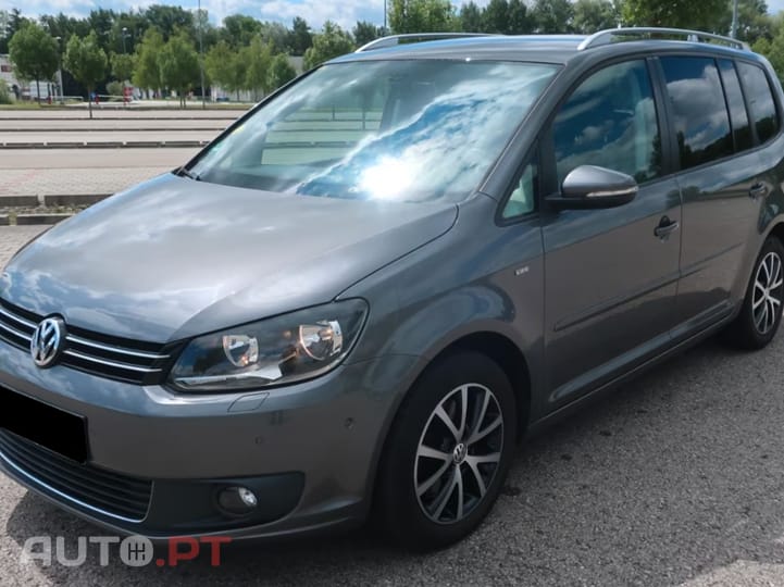 Volkswagen Touran 1.6 TDI 7 Lugares Extras