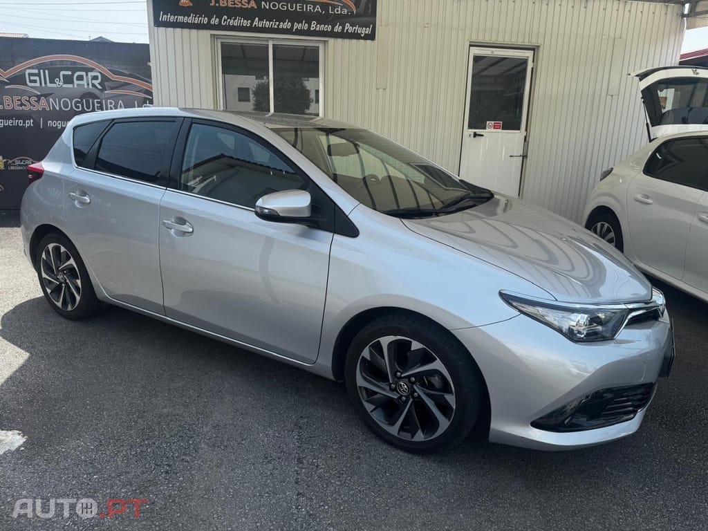 Toyota Auris 1.2T Exclusive