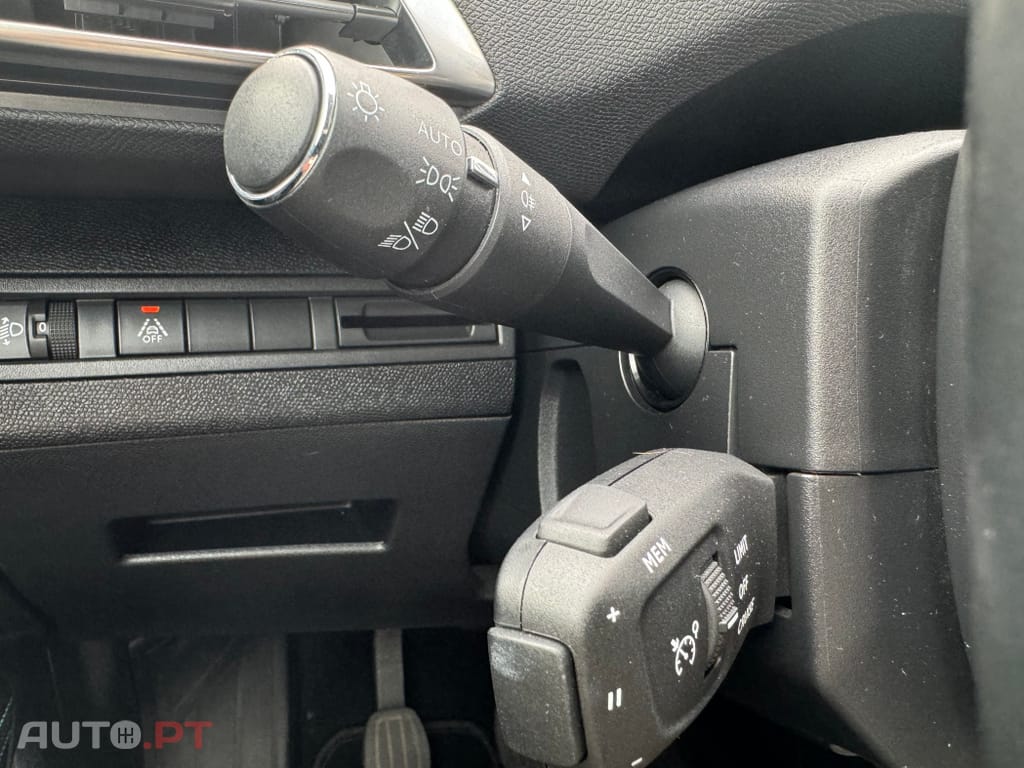 Peugeot 5008 1.5 BlueHDi Allure Pack