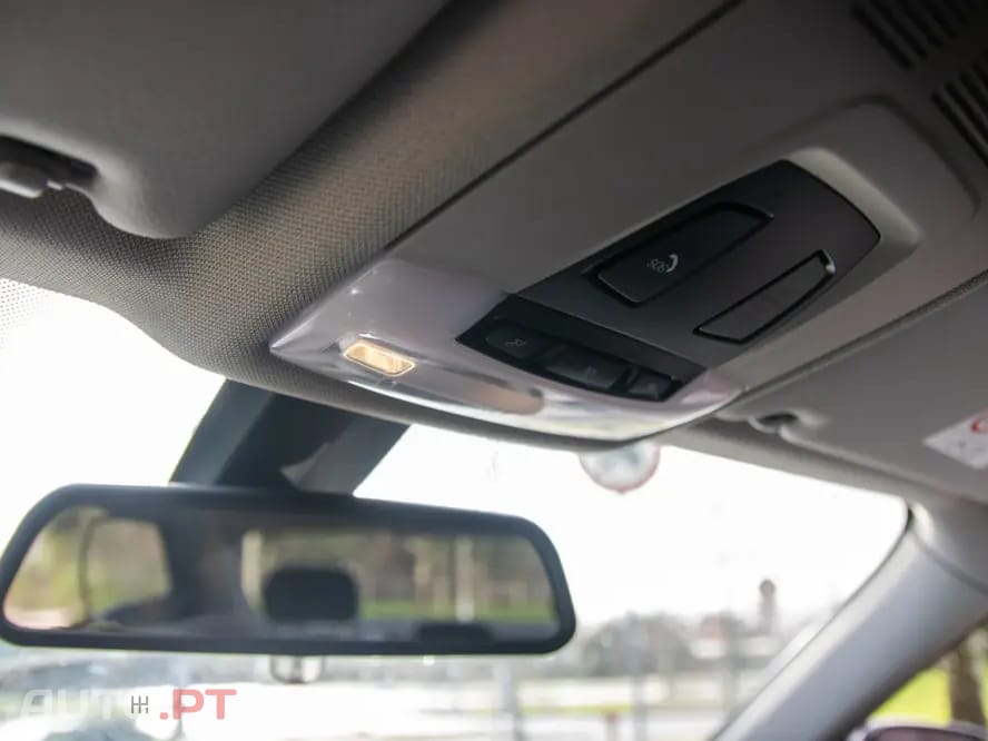 BMW 330 e iPerformance Line Luxury