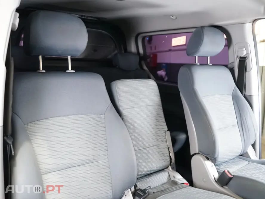 Hyundai H-1 2.5 CRDi Travel Comfort