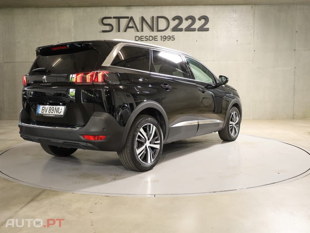 Peugeot 5008 1.2 PureTech Allure EAT8