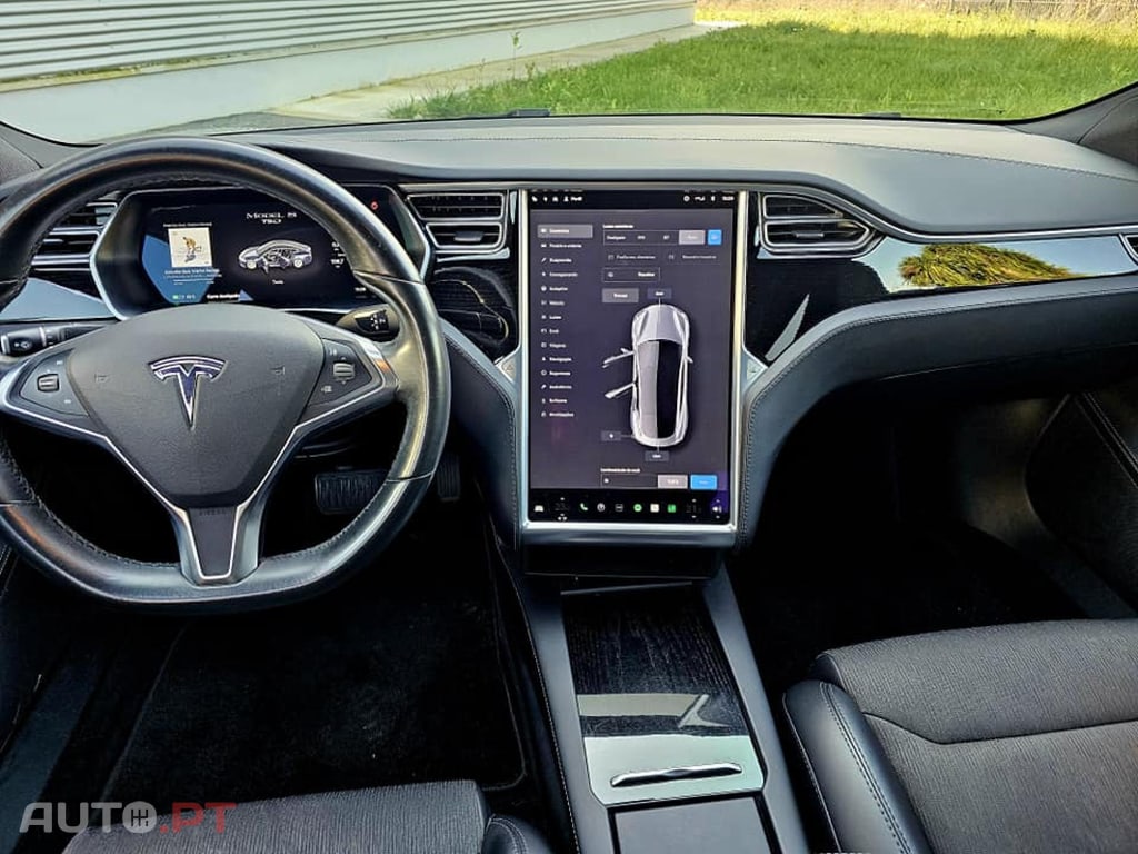 Tesla Model S 75 D