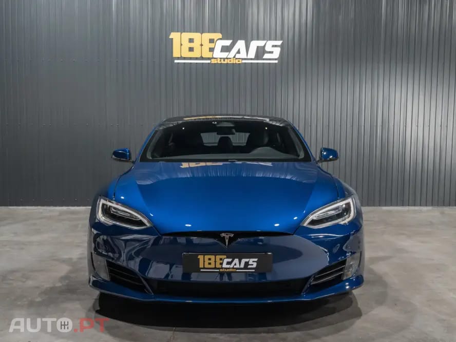 Tesla Model S 75