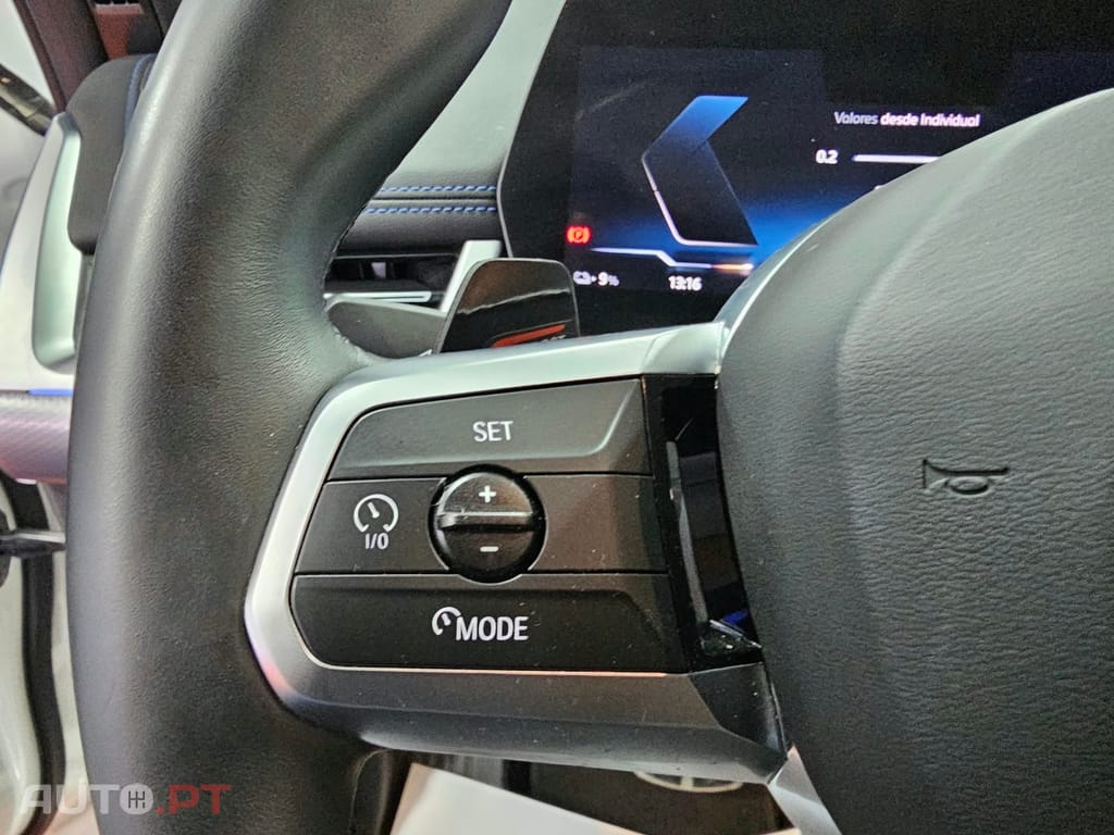 BMW iX1 eDrive20 Edição Desportiva M