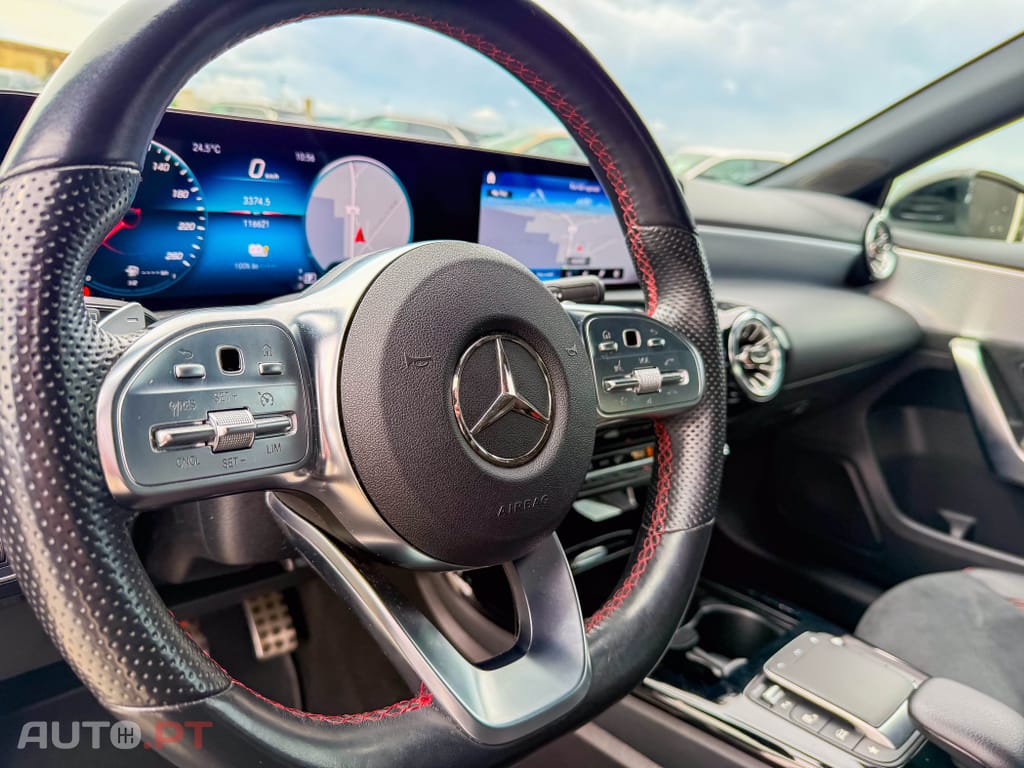 Mercedes-Benz A 250 e AMG Line