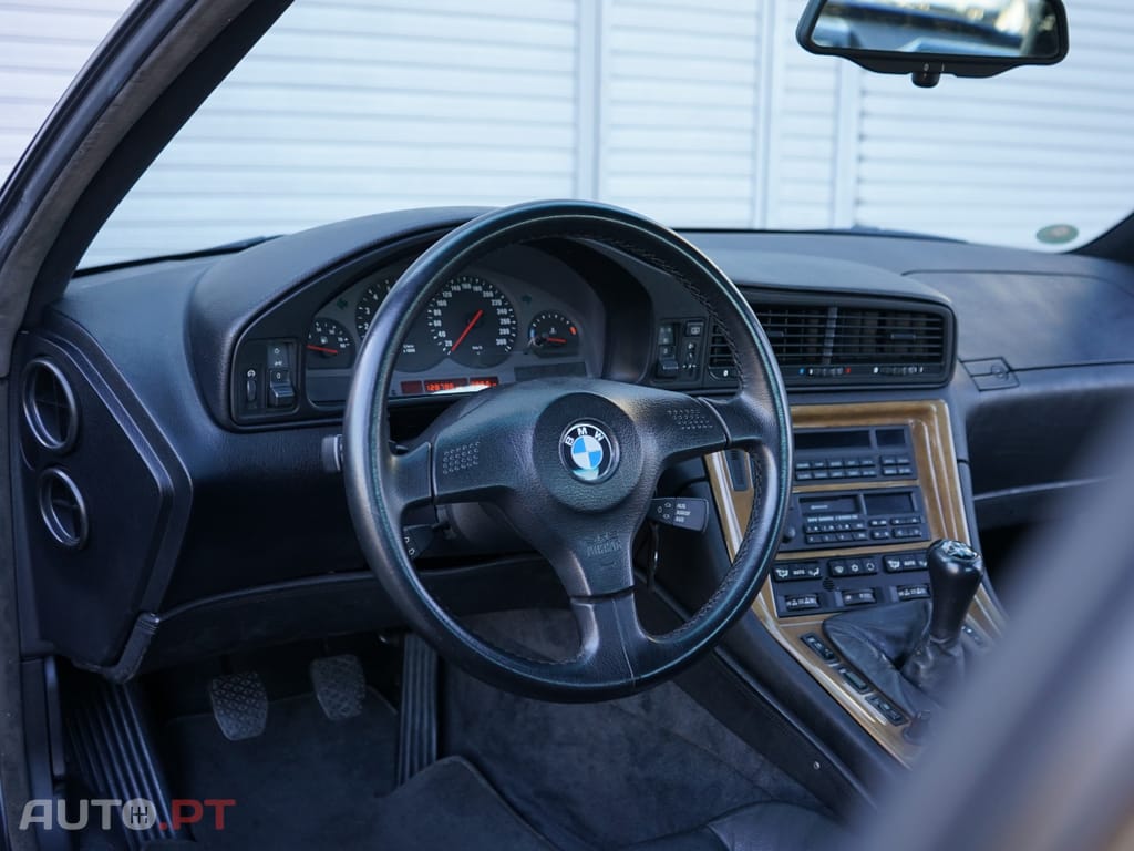 BMW 850 CSi