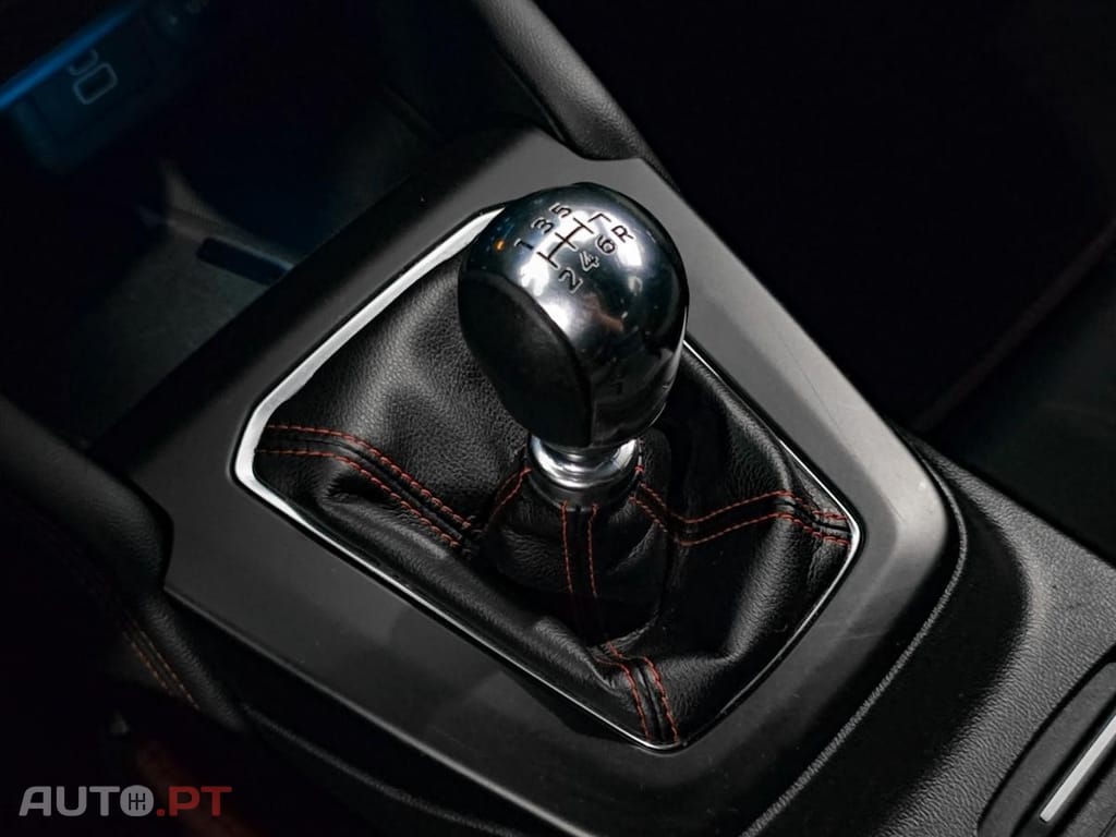 Ford Focus SW 1.0 EcoBoost MHEV ST-Line X