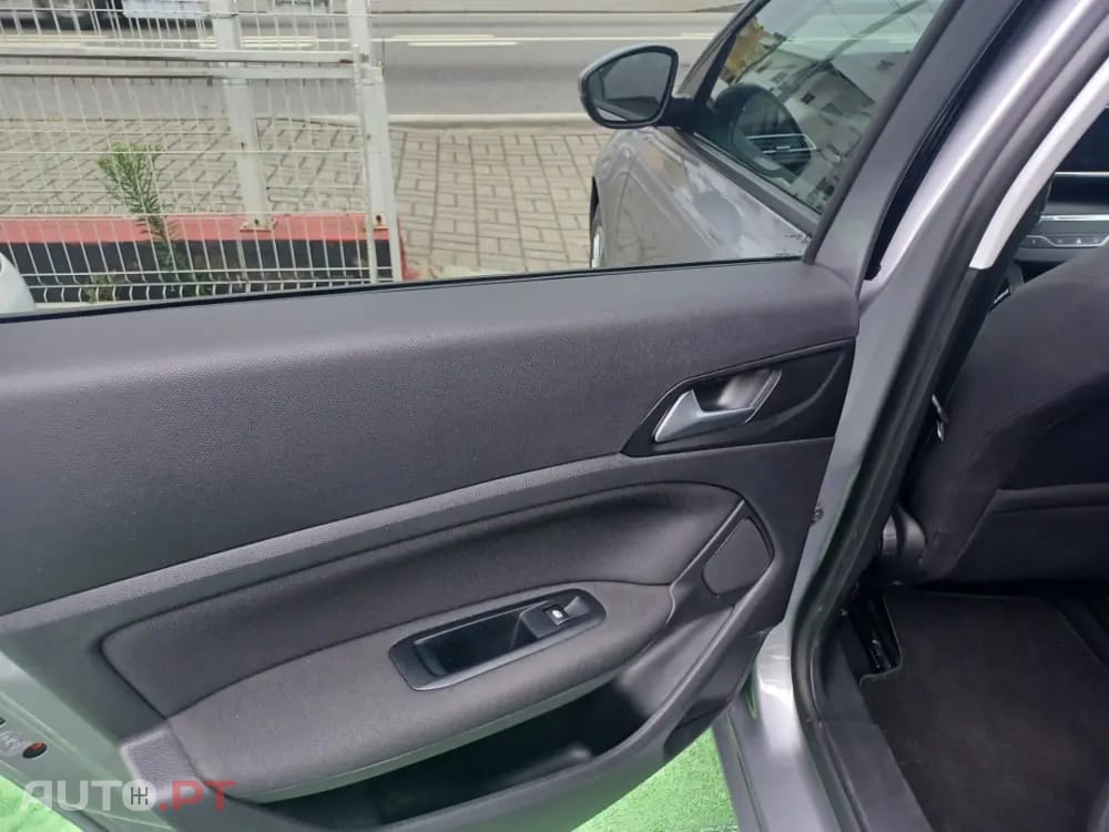 Peugeot 308 SW 1.5 BlueHDi Style