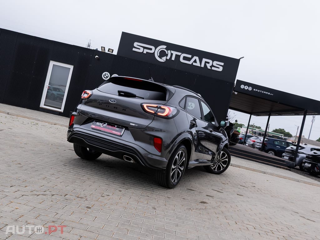 Ford Puma 1.0 EcoBoost MHEV ST-Line