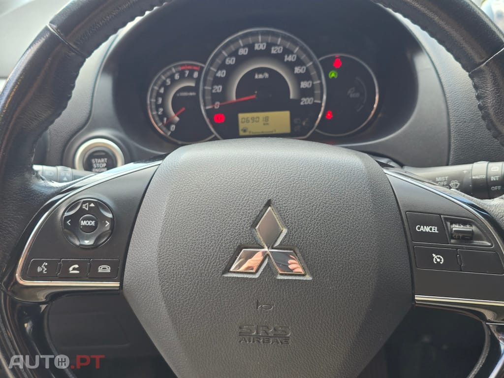 Mitsubishi Space Star 1.2 Intense