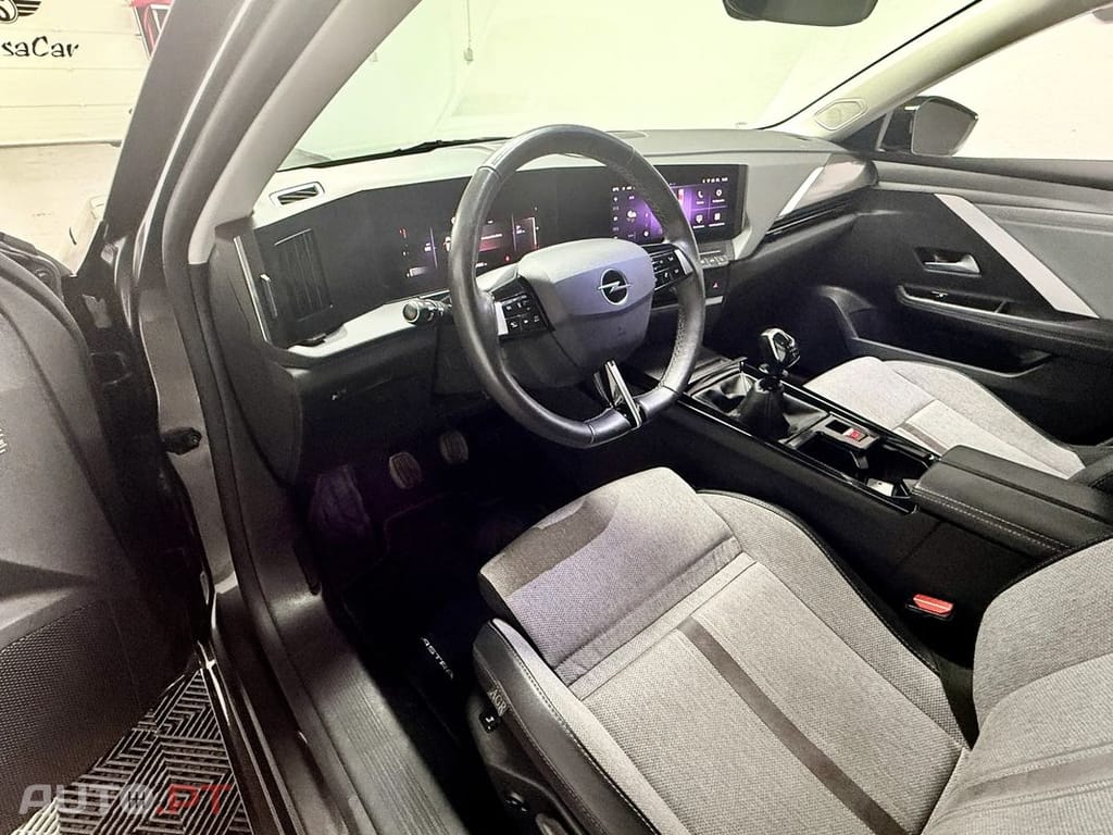 Opel Astra 1.5 D Elegance