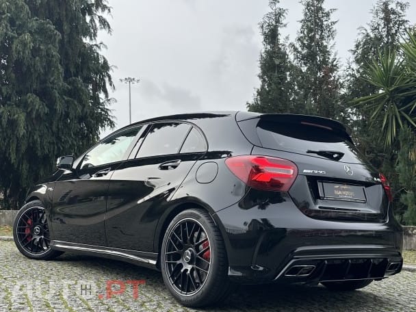 Mercedes-Benz A 45 AMG 4Matic Speedshift 7G-DCT