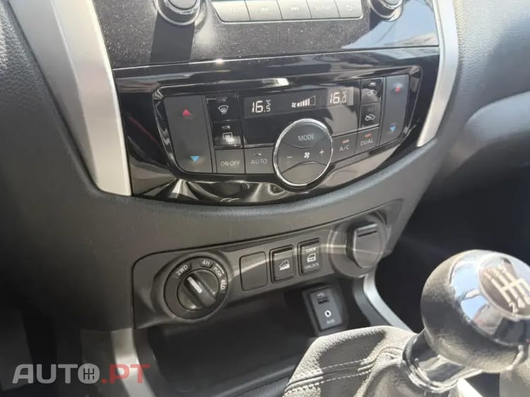 Nissan Navara 2.3 dCi CD 4WD N-Connecta