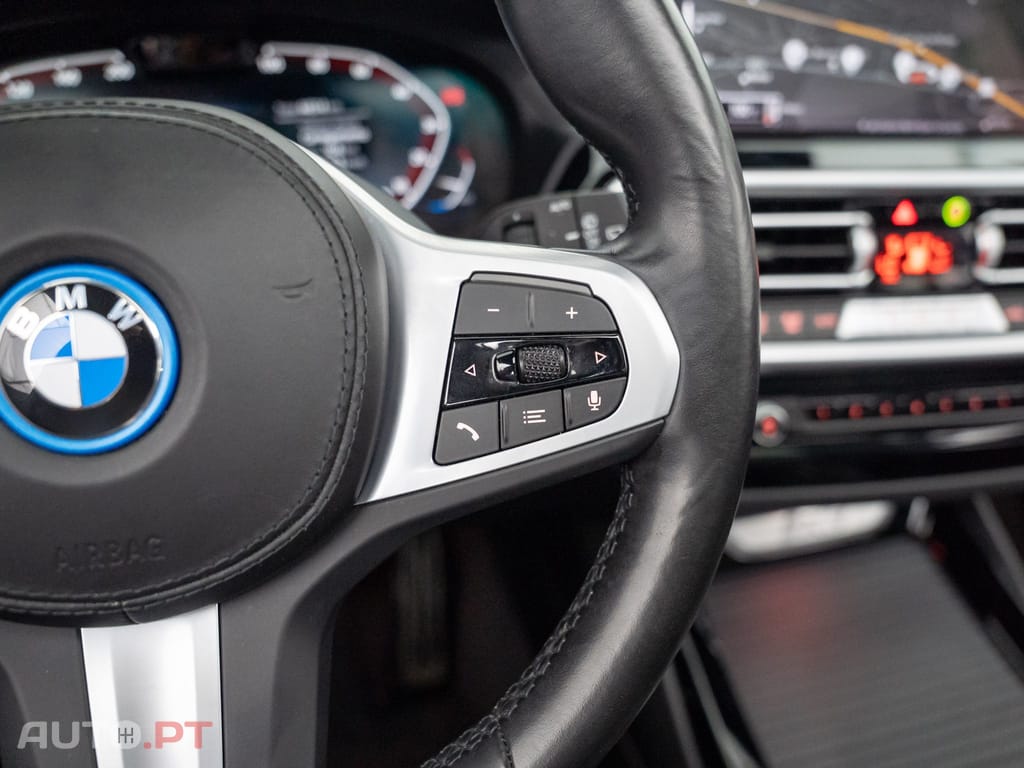 BMW iX3 M Sport Impressive
