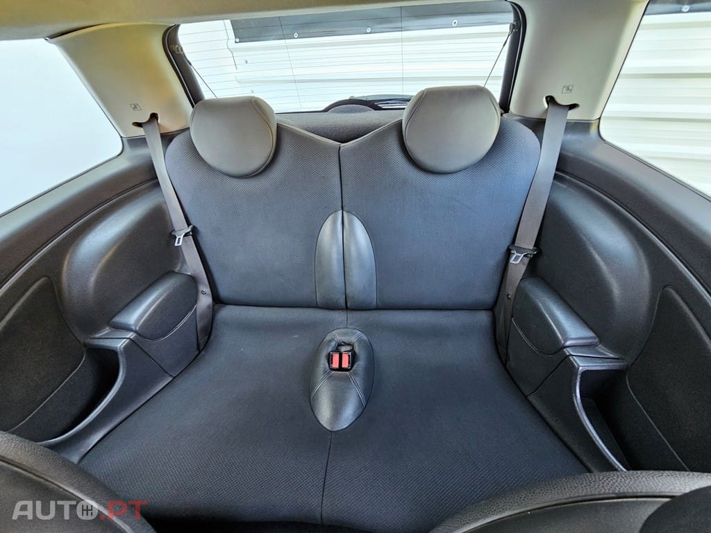 MINI Cooper One 1.4 D