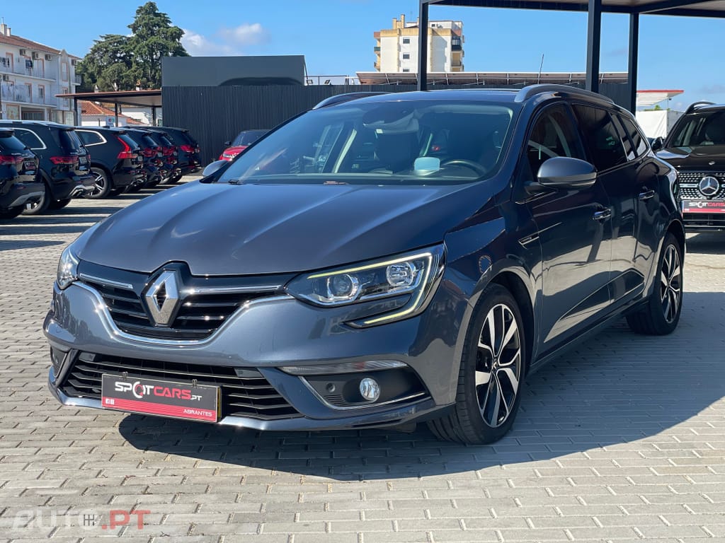 Renault Mégane Sport Tourer 1.5 Blue dCi Bose Edition