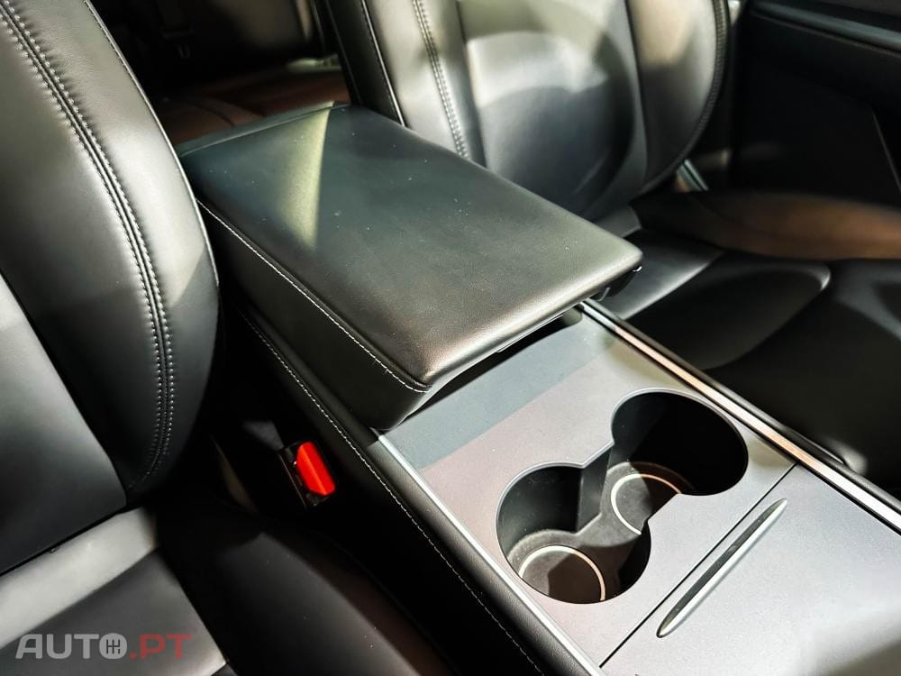Tesla Model Y Long Range Dual Motor AWD