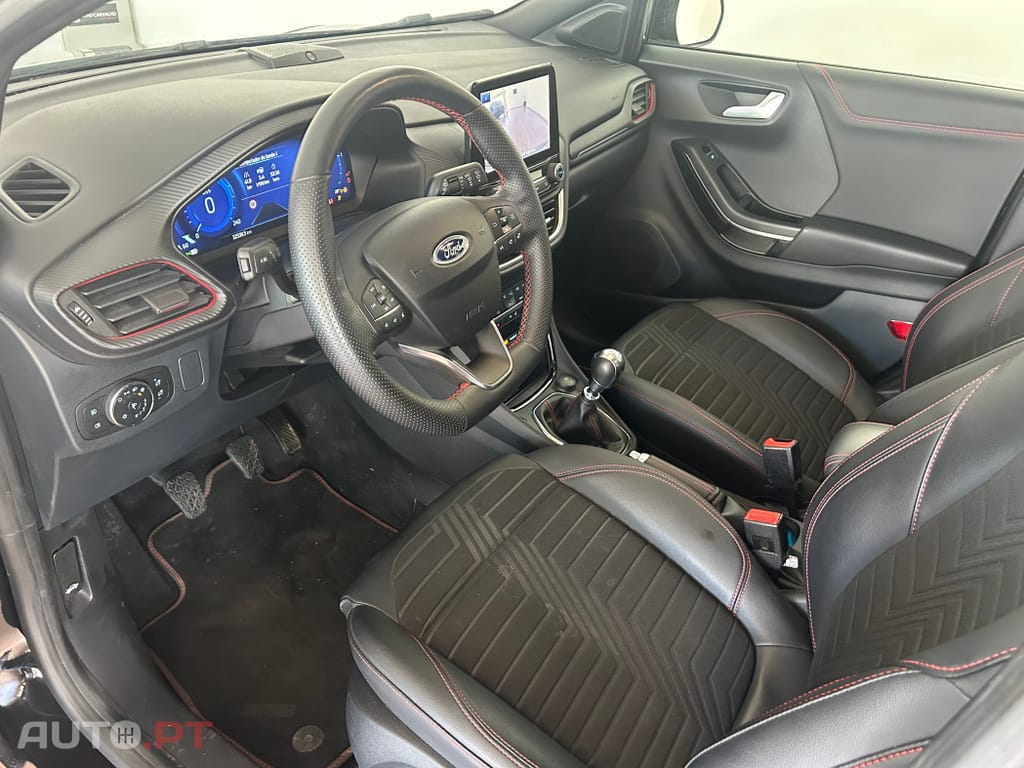 Ford Puma 1.0 EcoBoost mHEV ST-Line