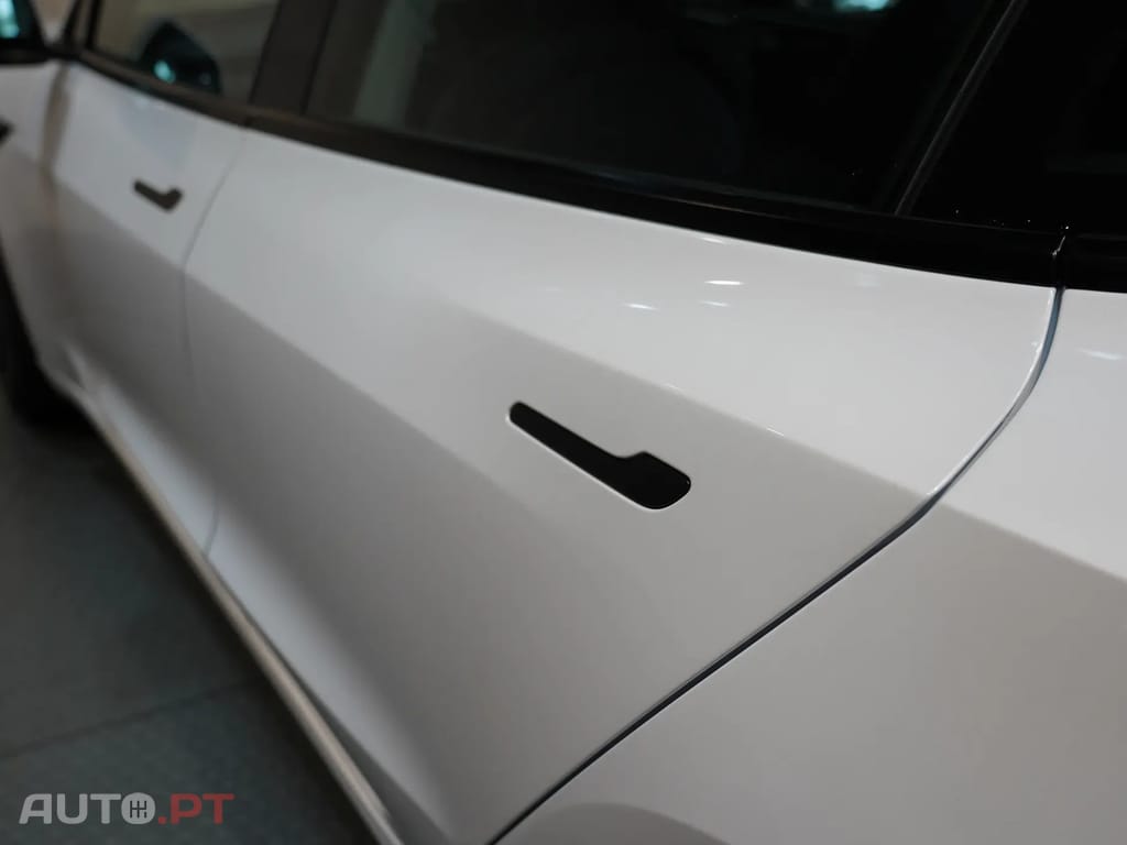 Tesla Model 3 Highland