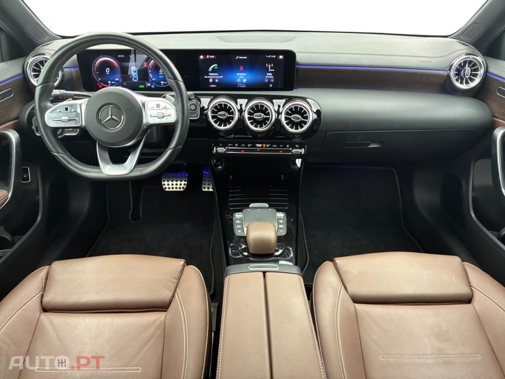 Mercedes-Benz A 250 e AMG Line