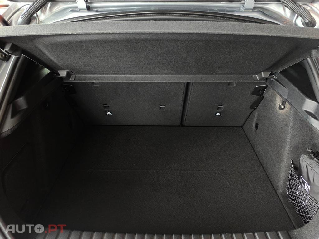 BMW 116 d Pack Desportivo M Auto