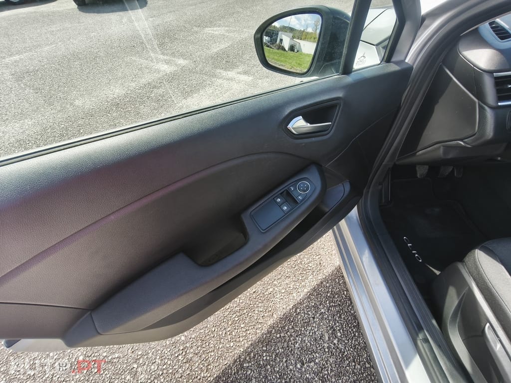 Renault Clio 1.0 TCe Equilibre