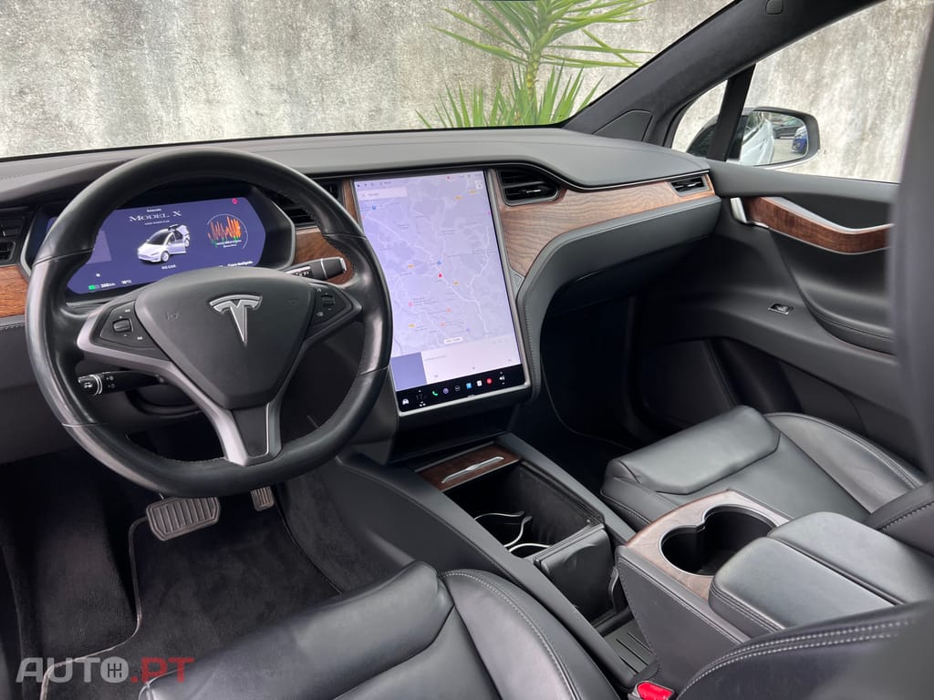 Tesla Model X Long Range Plus