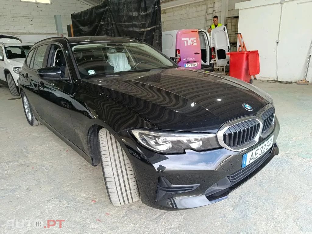 BMW 318 d Touring Essence
