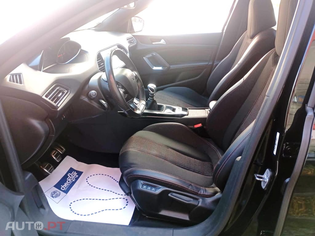 Peugeot 308 1.2 PureTech 130 Stop & Start GT-Line Edition - Caixa Manual de 6 Velocidades-Ano: 2019