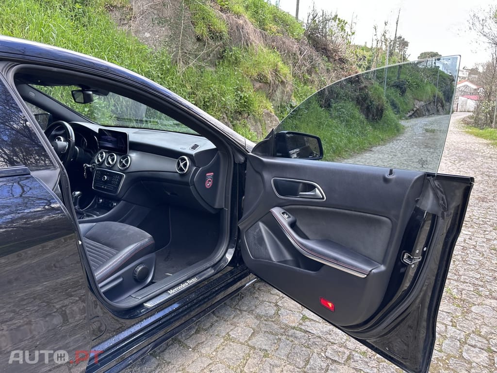 Mercedes-Benz CLA 200 d AMG LINE