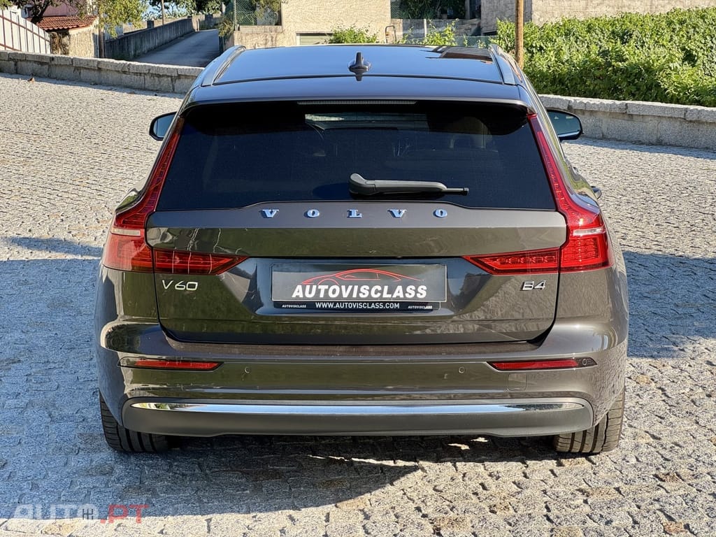 Volvo V60 2.0 B4 Plus Bright Auto