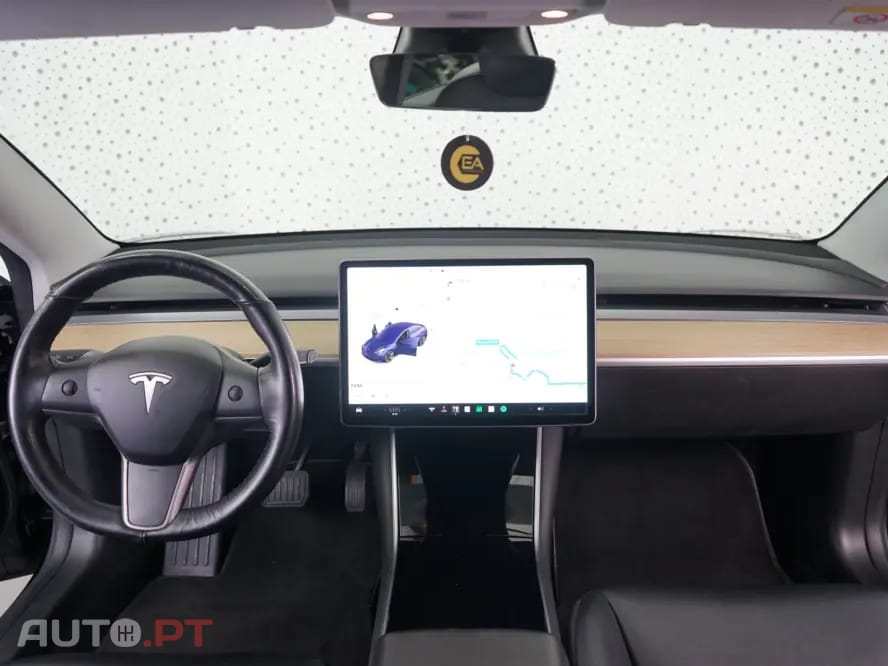 Tesla Model 3 Standard Range Plus RWD