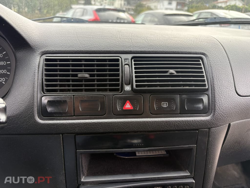Volkswagen Golf 1.9 TDi Highline