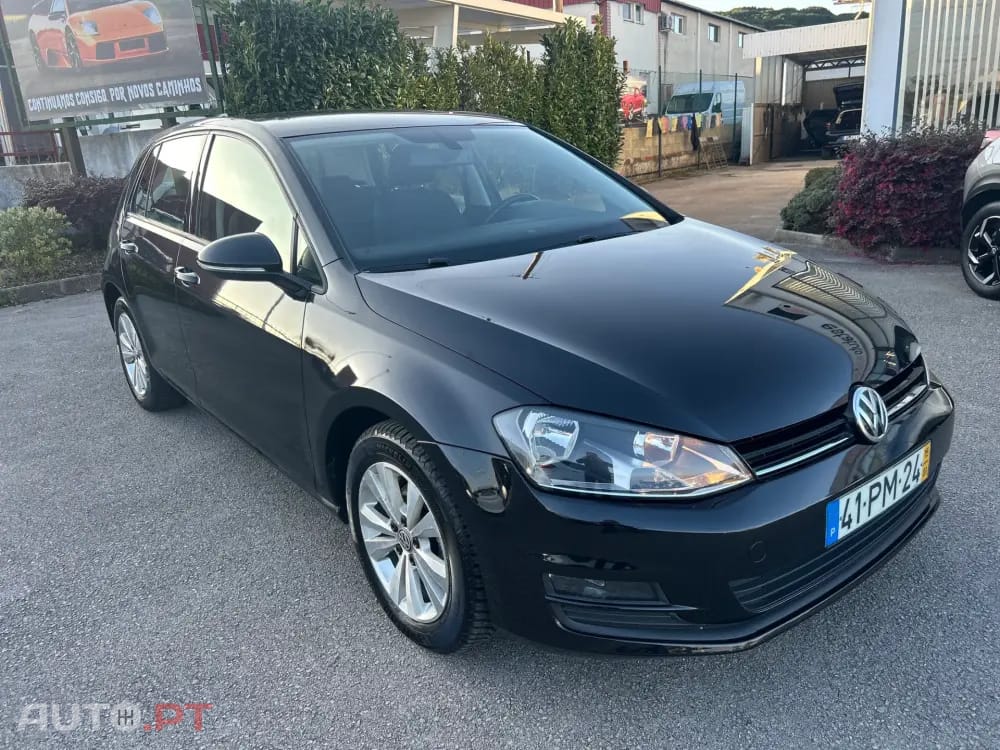 Volkswagen Golf 1.6 TDi Trendline DSG