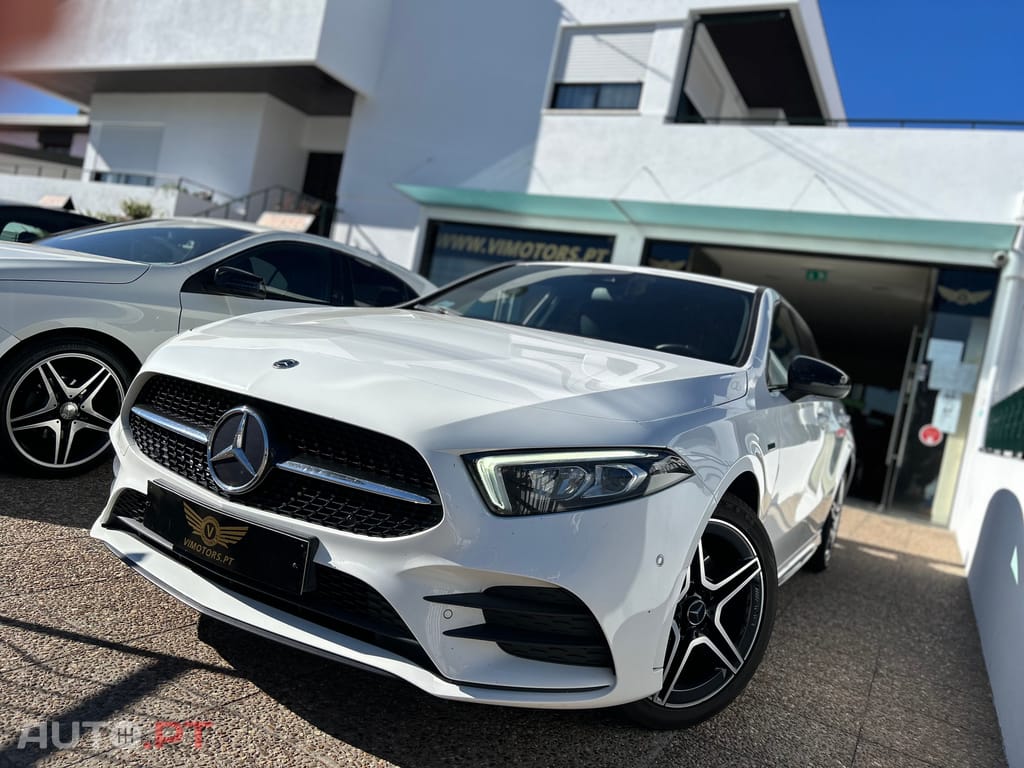Mercedes-Benz A 250 e AMG Line