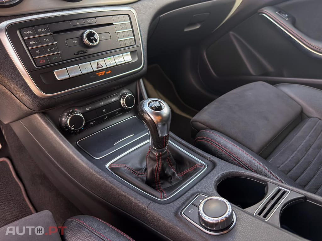 Mercedes-Benz CLA 180 Shooting Brake AMG LINE