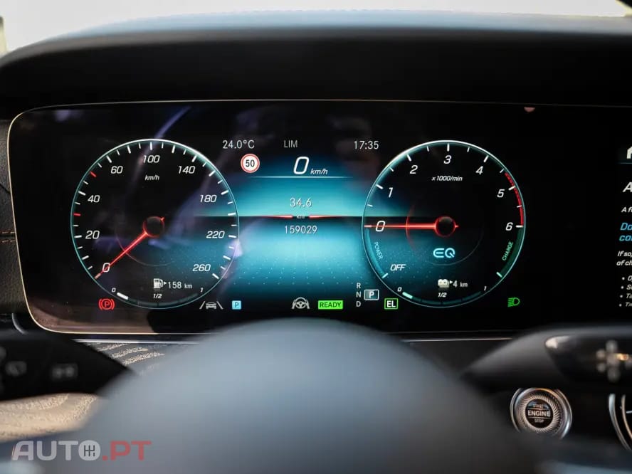 Mercedes-Benz E 300 de 4Matic 9G-TRONIC AMG Line