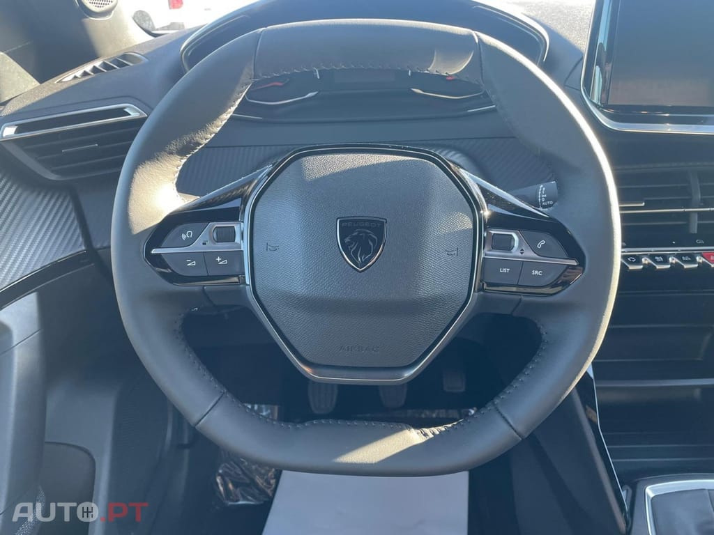 Peugeot 2008 1.2 PureTech Style