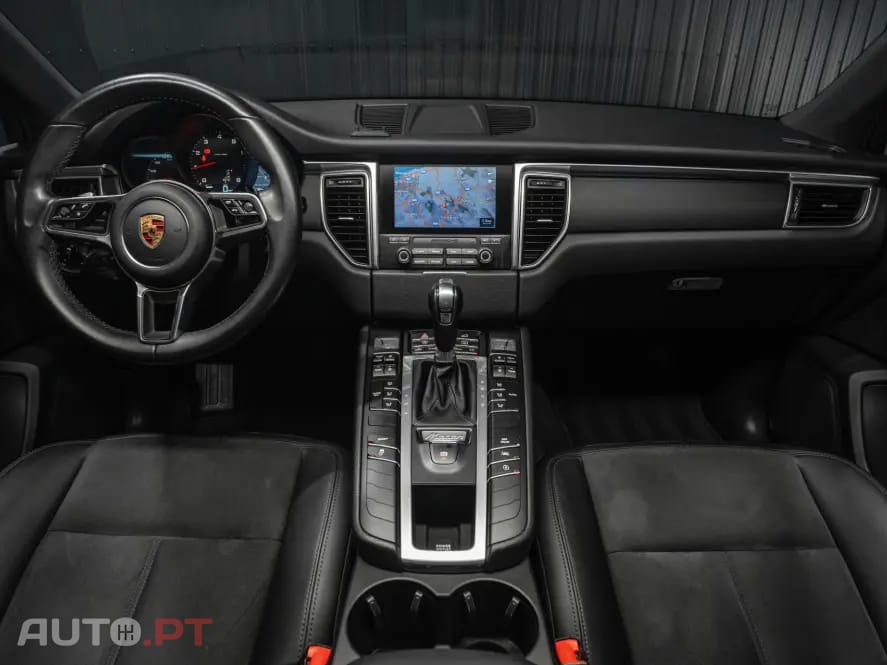 Porsche Macan PDK