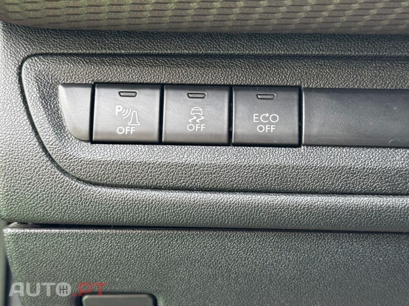 Peugeot 2008 1.2 PureTech Allure