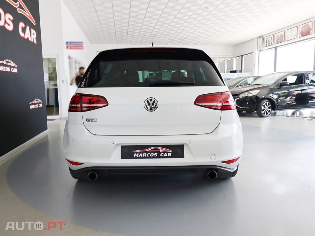 Volkswagen Golf 2.0 TSi GTi Performance