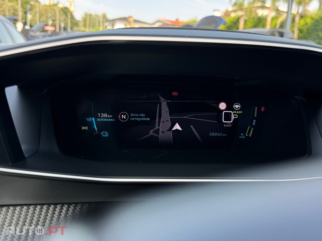 Peugeot E-2008 50 kWh GT
