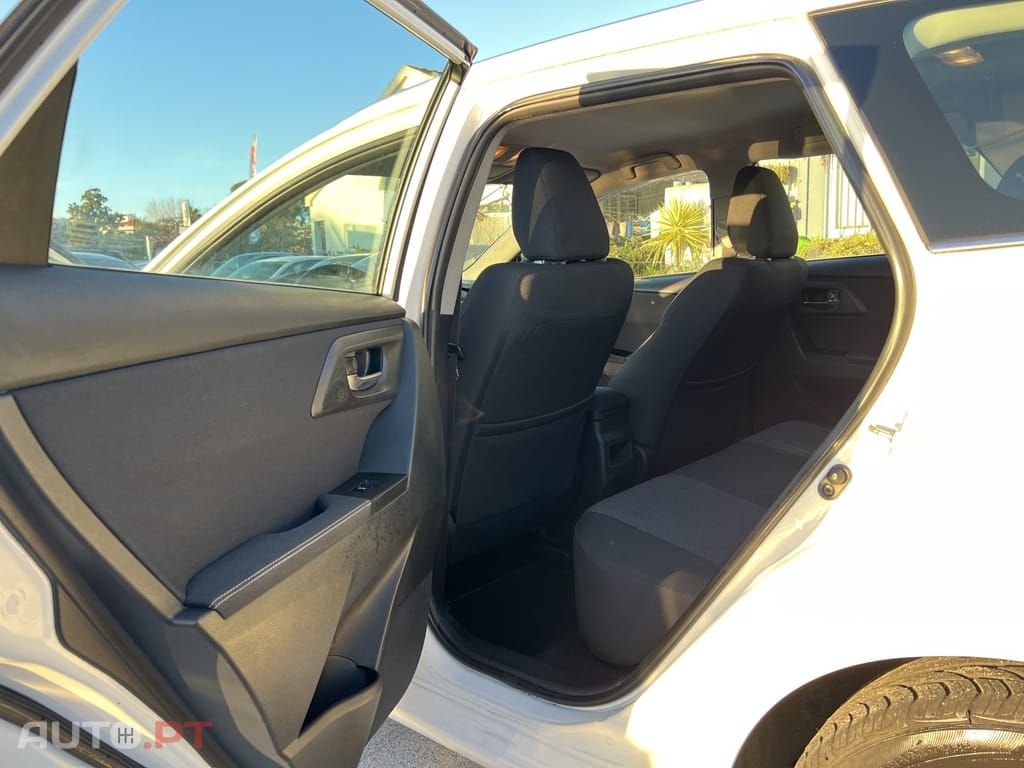 Toyota Auris 2.0 D-4D Comfort